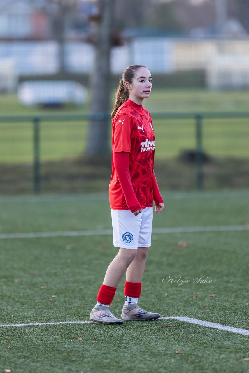 Bild 366 - wBJ Hamburger SV - Holstein Kiel : Ergebnis: 8:0